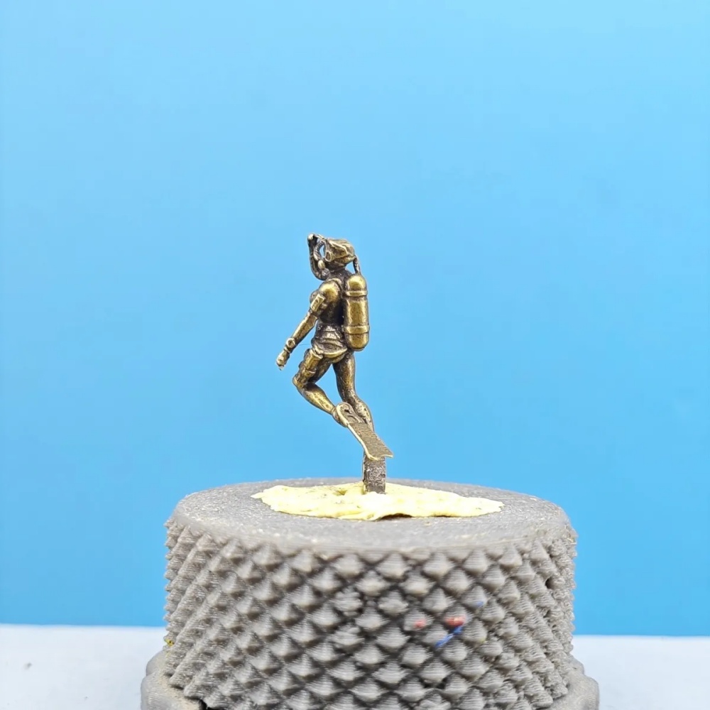 Vintage Brass Female Diver Min - Aquarium Mini Fish recension och pris