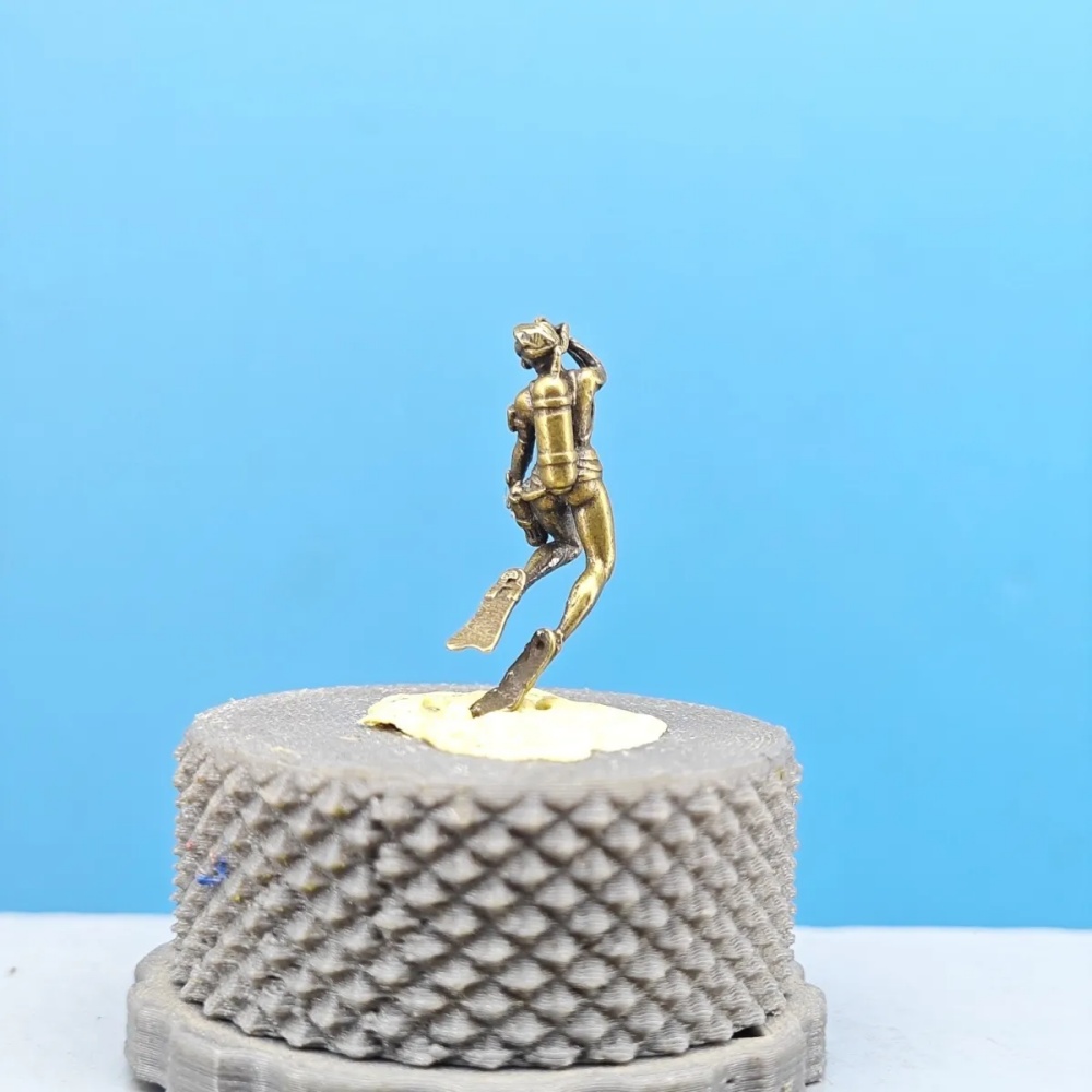 Vintage Brass Female Diver Min - Aquarium Mini Fish recension och pris